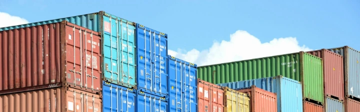 blue red and yellow intermodal containers